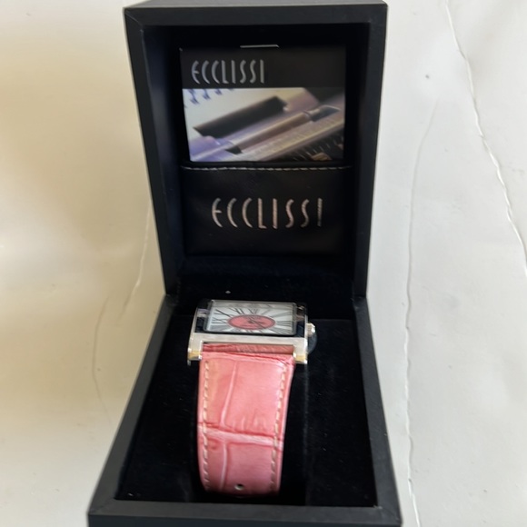 Ecclissi Women’s Watch with Pink Band. NIB - Picture 7 of 7